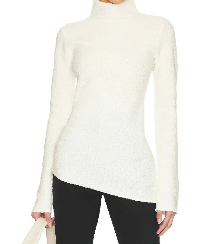 Deal Long Sleeve Sweater In Ivory