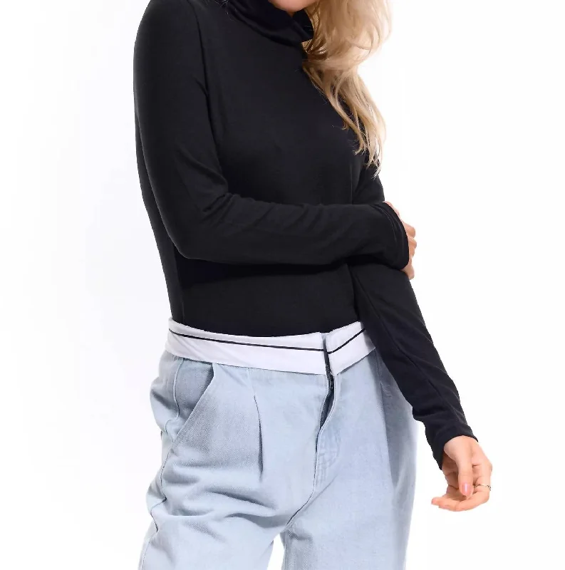 Turtleneck Layer Top In Black