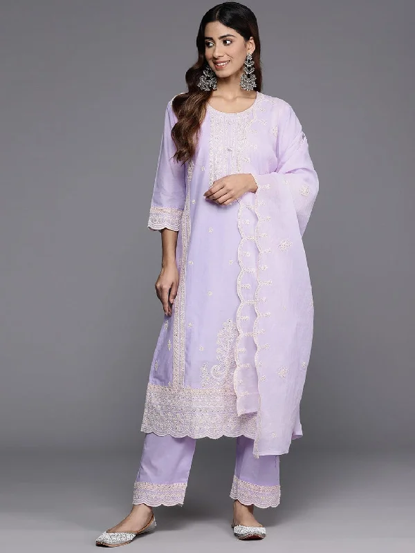 Varanga Women Lavender Round Neck Thread Embroiderd Kurta Paired With Bottom And Scallop Dupatta