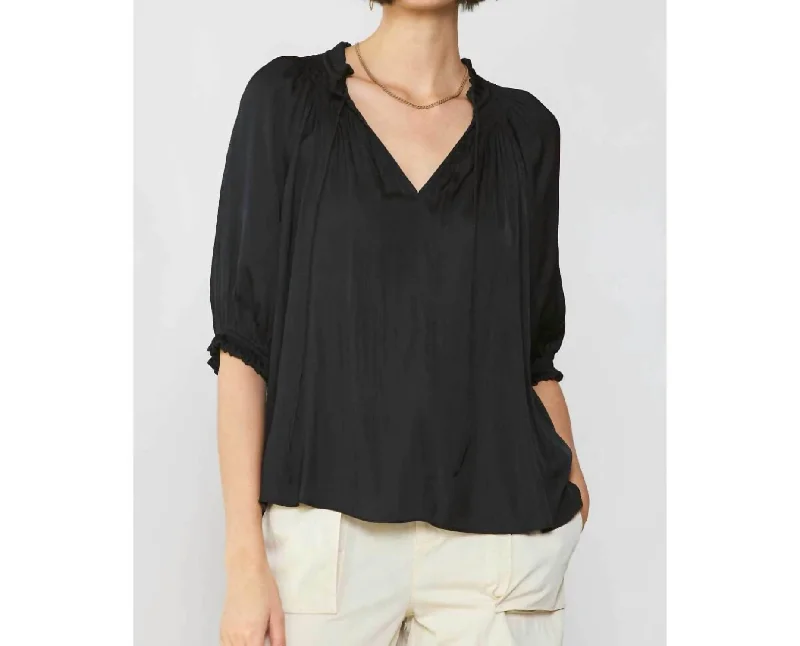 Short Sleeve Tie Front Top In Black