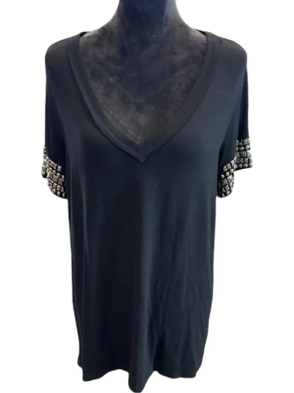 Women's Short Sleeve V Neck Studded Sleeve Top In Black